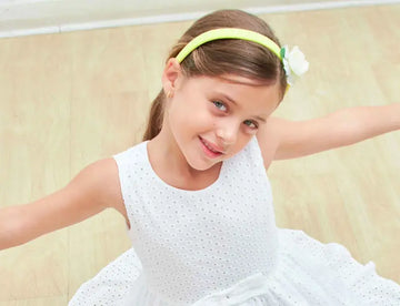 5 modelos de vestidos elegantes para niñas que toda mamá debería conocer