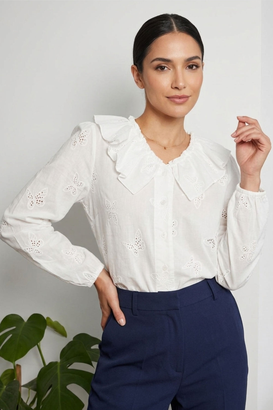 Blusa Emma ivory mariposas para mujer