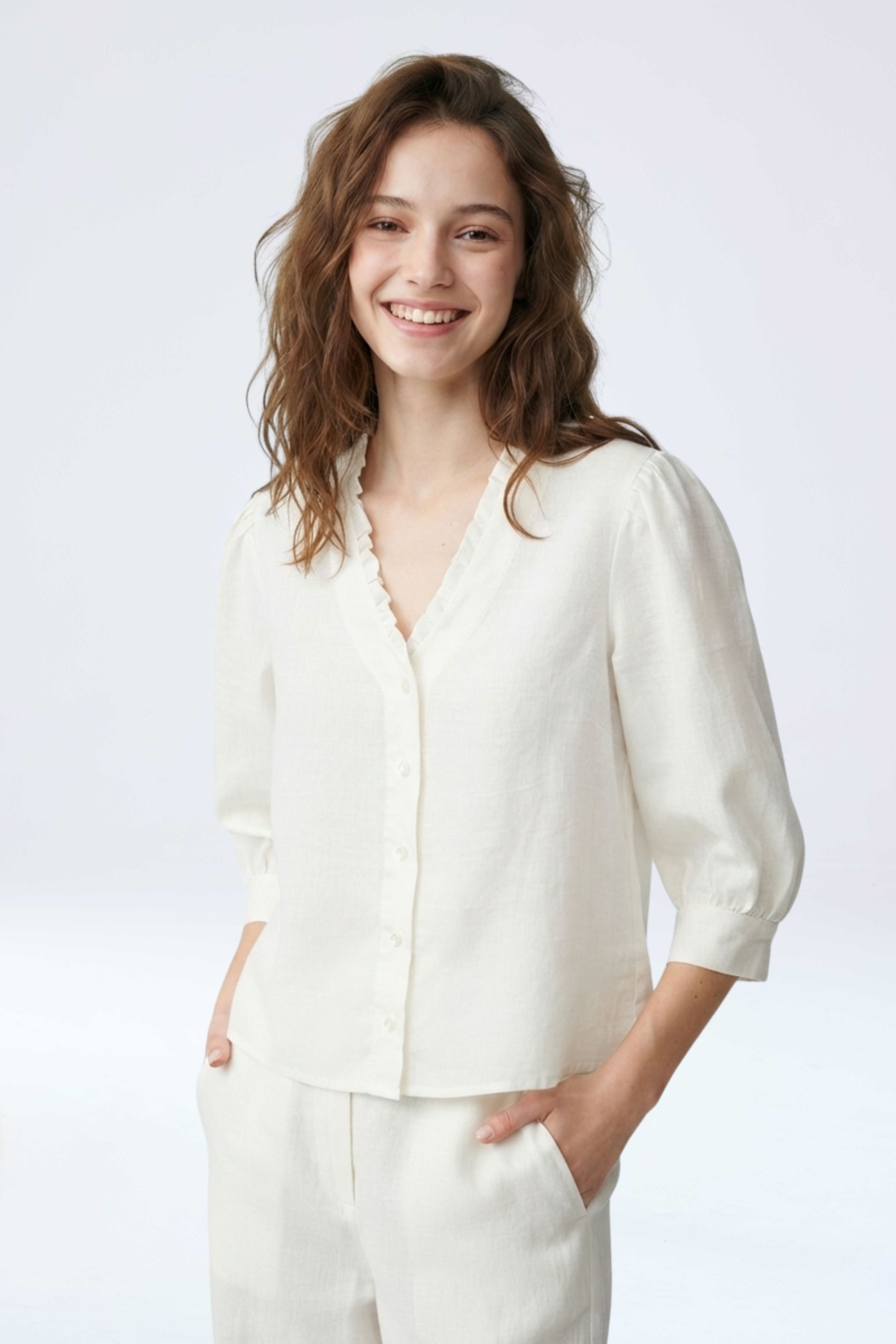 Blusa Martina en ivory en 100% algodón